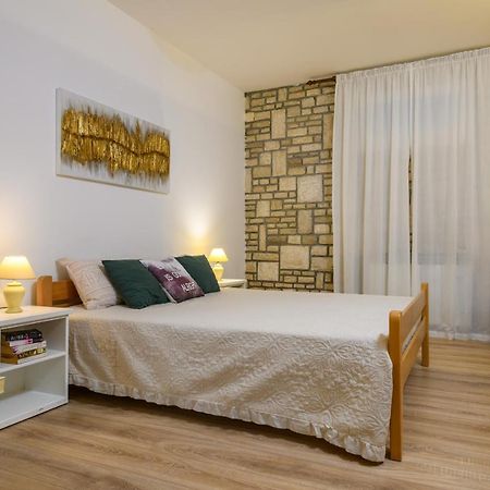 Apartman Aleksandra Πούλα Εξωτερικό φωτογραφία
